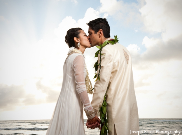 beach,clothing,hawaii,images,of,brides,and,grooms,indian,indian,bride,and,groom,indian,bride,groom,indian,bride,grooms,Joseph,Esser,Photography,outdoor,photos,of,brides,and,grooms,wedding