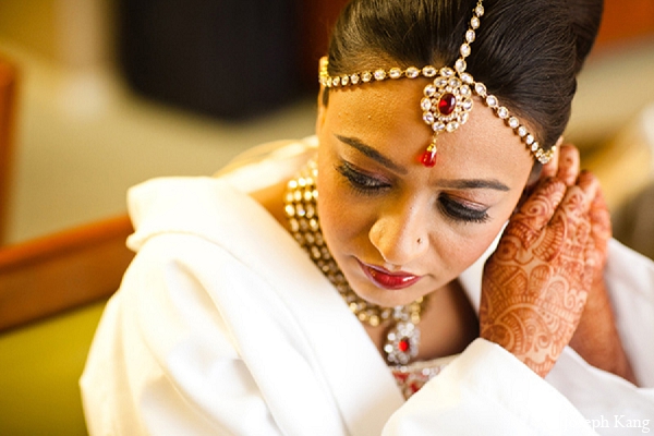  - indian-wedding-bride-jewelry-makeup-getting-ready