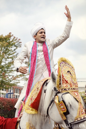 indian wedding traditional groom baraat