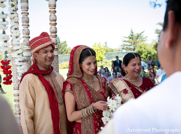 indian wedding ceremonial traditions