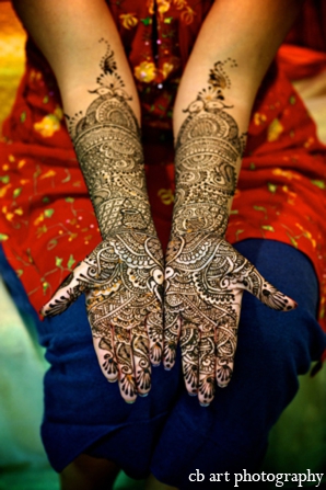 indian wedding tradition bridal mehndi