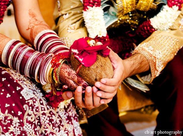 indian wedding tradition red gold