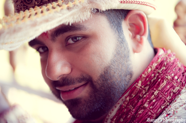 indian wedding groom traditional outfit