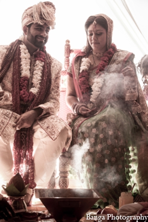 indian wedding mandap bride groom