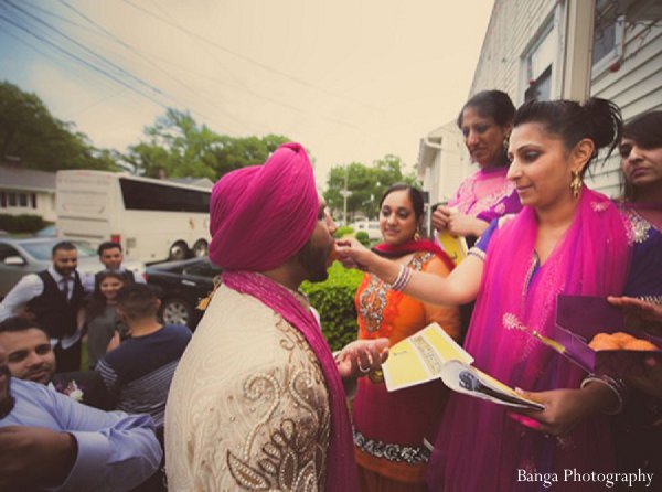 indian wedding doli groom