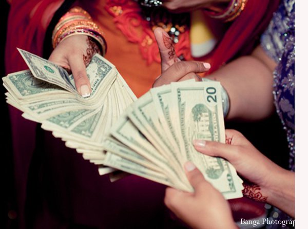 indian wedding money traditions doli