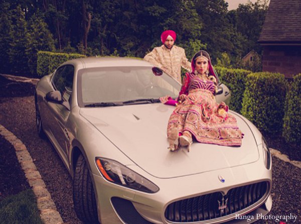 indian wedding photo shoot car