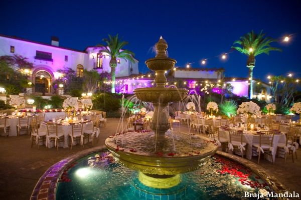 indian-wedding-lighting-fountain-reception-outdoors