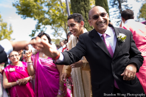 indian-wedding-baraat-guests-family