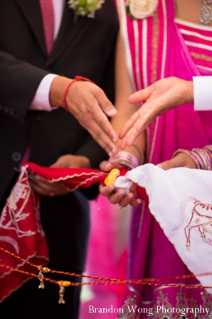 indian-wedding-ceremony-groom-bride-customs-detail