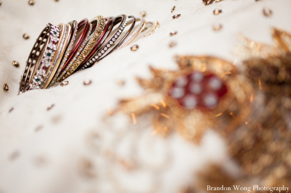 indian-wedding-getting-ready-bangles