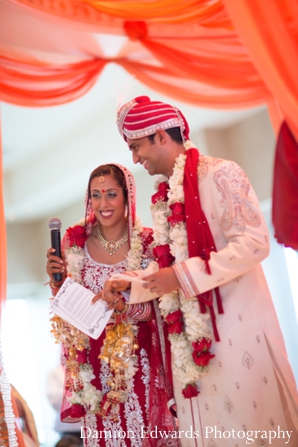 indian wedding bride groom traditional customs