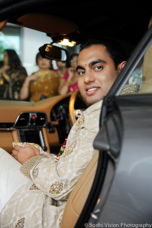 indian wedding ceremony groom baraat