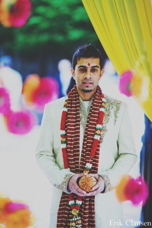 indian wedding groom sherwani ceremony