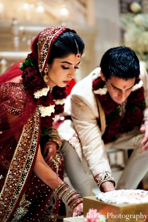 indian-wedding-ceremony-bride-groom-traditional