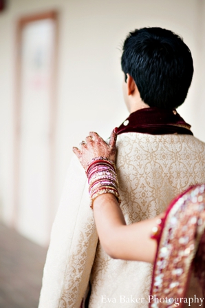 indian-wedding-portrait-bride-groom-bangles