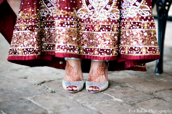 indian-wedding-portrait-bride-shoes-detail