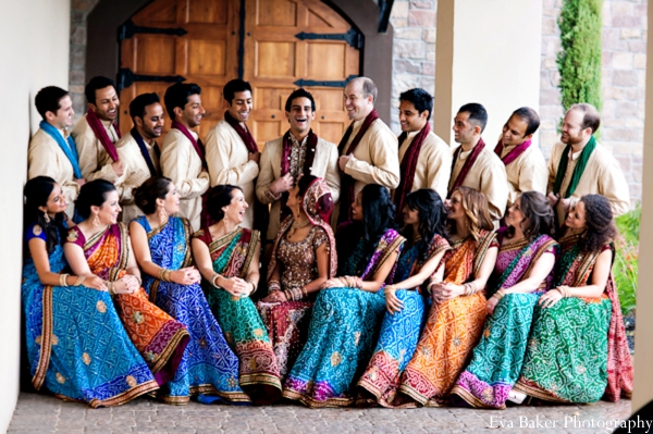 indian-wedding-portrait-wedding-party-ideas