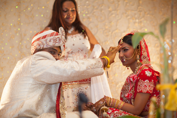 indian wedding ceremony tradtional bridegroom