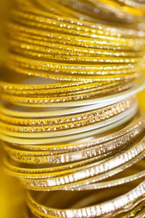 indian wedding traditional bangles