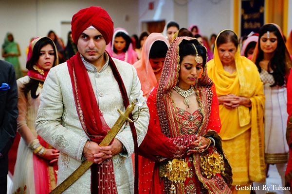 indian wedding groom bride sikh ceremony