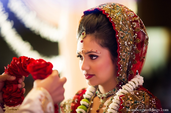 indian wedding bride ceremony traditional