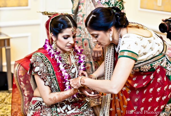 indian wedding bride jewelry traditional