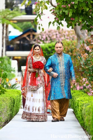 indian wedding traditional bride