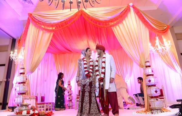 indian wedding bride groom mandap ceremony