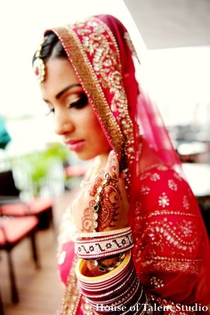 indian-wedding-red-gold-bangles-portrait