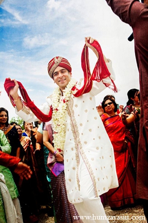 indian wedding groom baraat ceremony