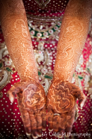 indian wedding bridal henna mehndi