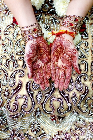 indian wedding bridal mehndi design