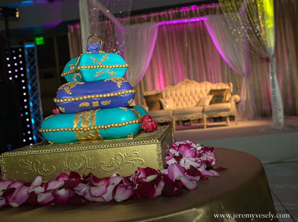 indian wedding reception cake treat