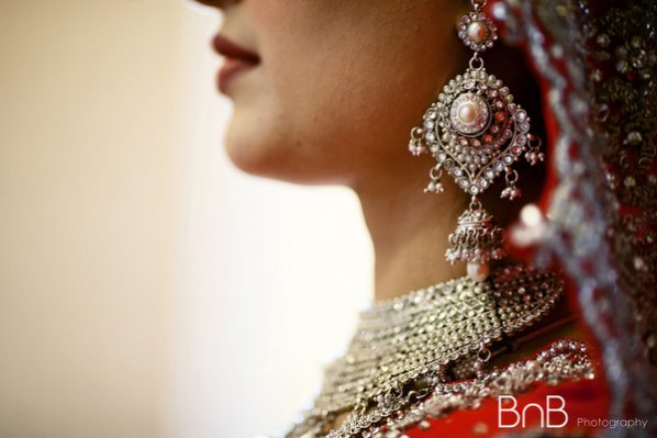 indian-wedding-sets-and-stuff-earring-silver-necklace-earring