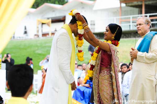 indian-wedding-ceremony-tradtional-jai-mala