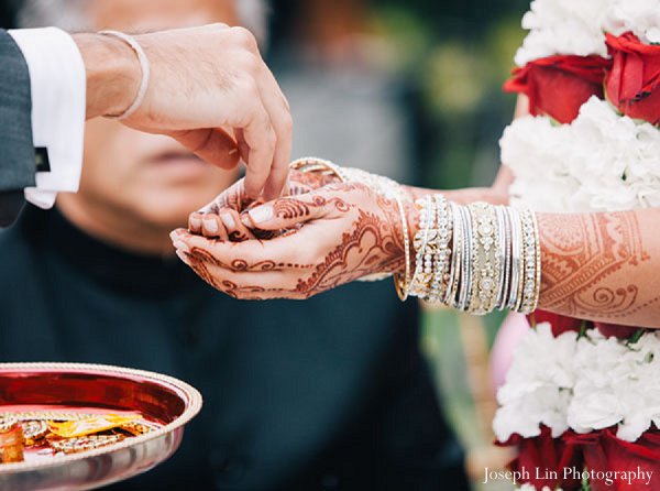 indian wedding mehndi ceremony