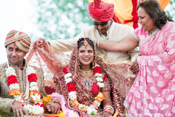 indian-weddin-bride-groom-at-mandap