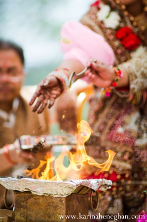 indian-wedding-ceremony-tradtional-ritual-fire