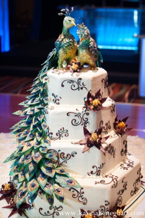 indian-wedding-reception-wedding-cake-decor