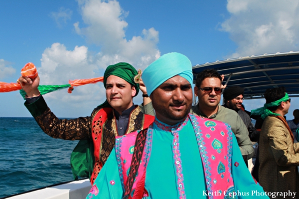 indian-wedding-baraat-celebration-boat