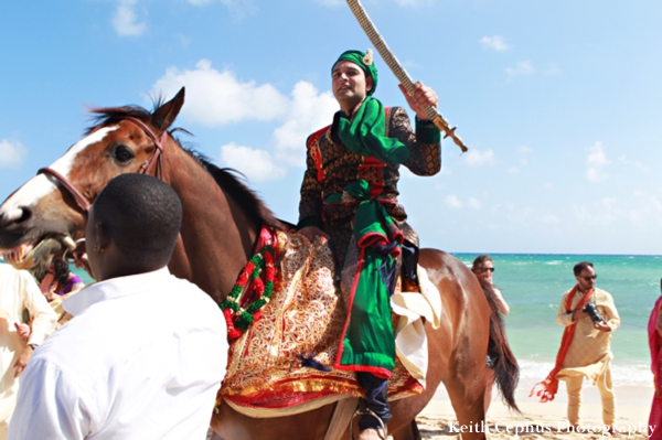 indian-wedding-groom-on-horse-baraat