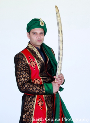 indian-wedding-groom-traditional-dress