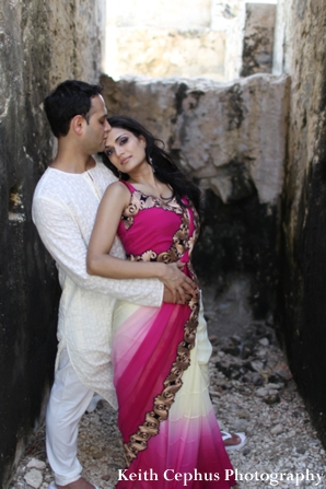 indian-wedding-portraide-outdoors-bride-groom