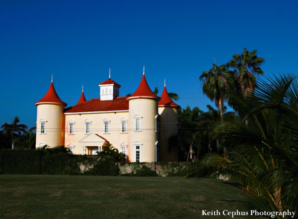 indian-wedding-venue-architectual-red-roof