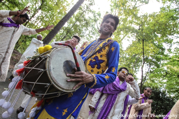 indian-wedding-baraat-drummer