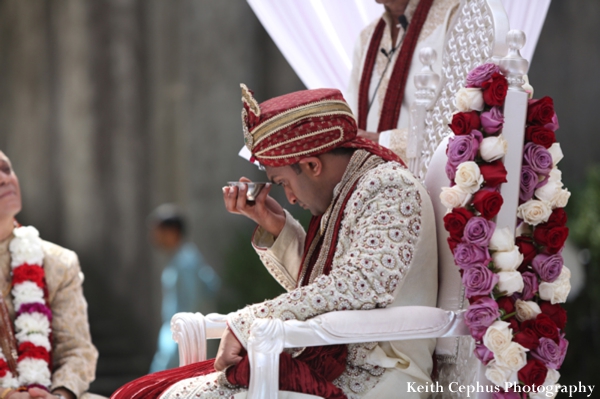 indian-wedding-ceremony-groom-custom