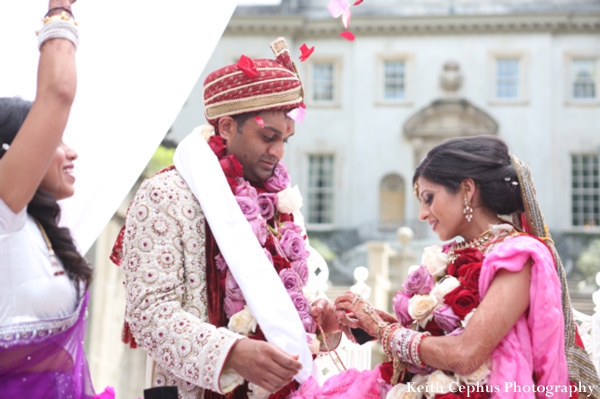 indian-wedding-ceremony-groom-floral-bride