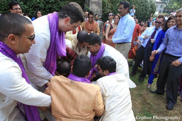 indian-wedding-ceremony-guests-customs