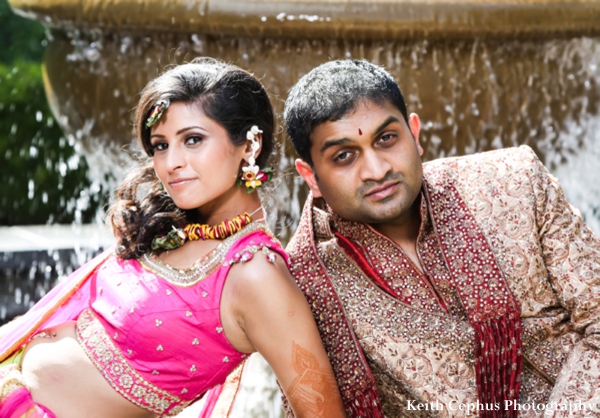 indian-wedding-portrait-groom-bride-fountain